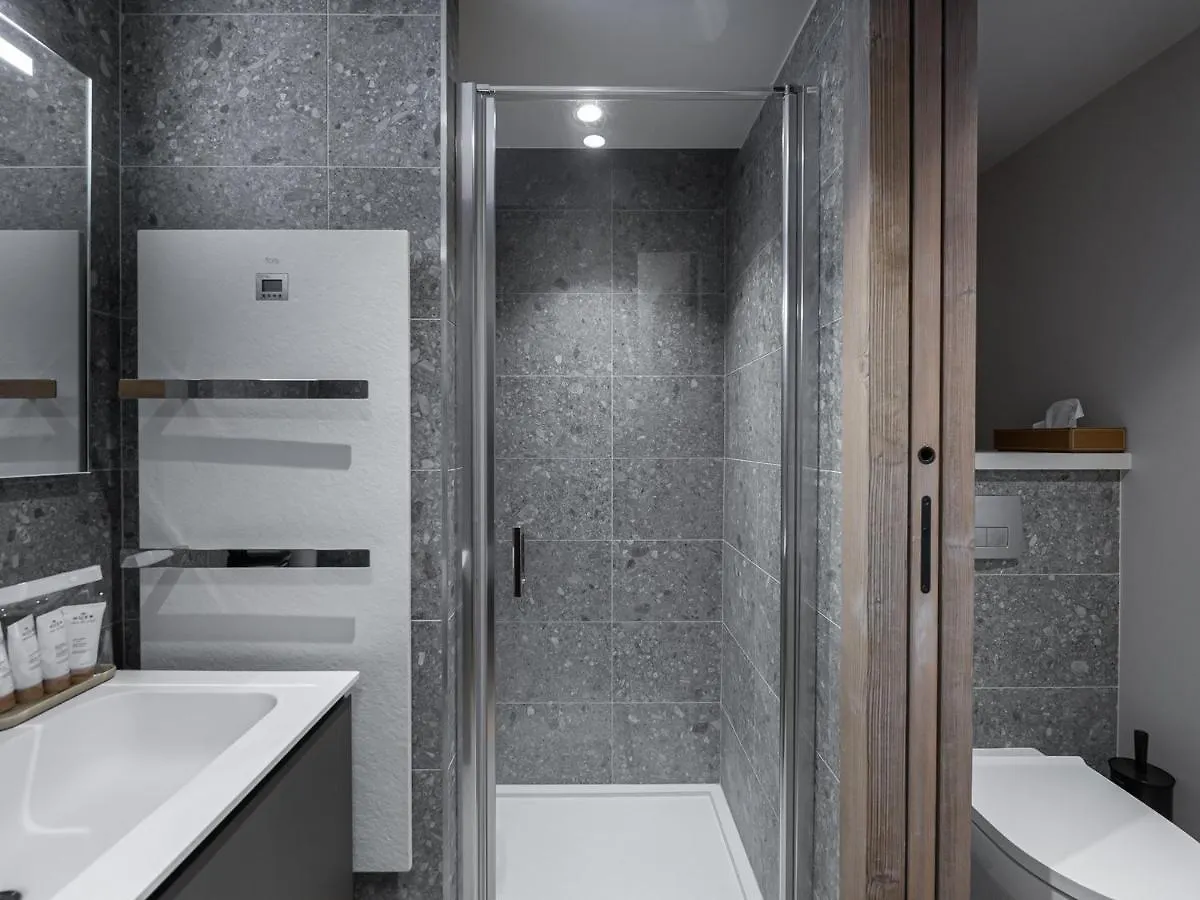 Charmant Appartement A Rochebrune Avec Jardin Pour 6 Personnes - Acces Piscine, Salle De Sport, Sauna - Fr-1-569-24 Megève