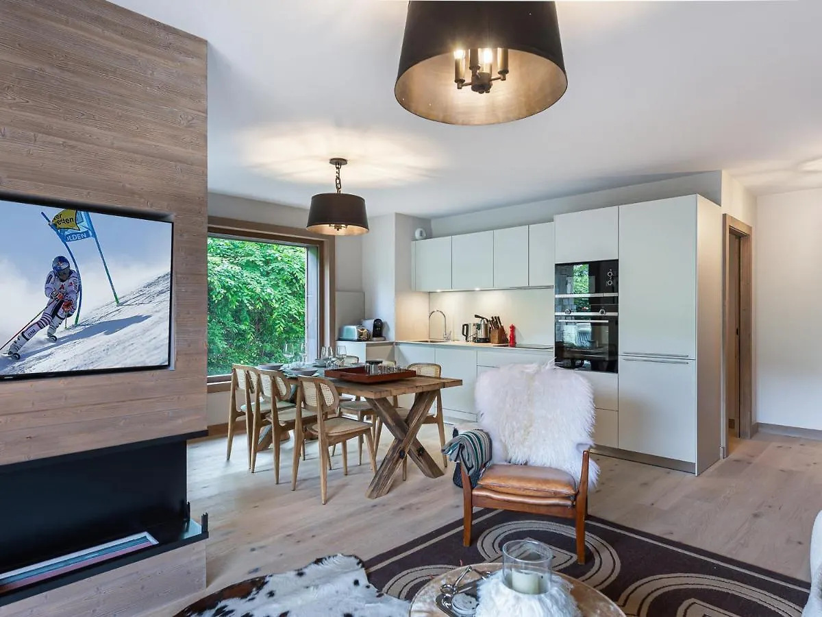 Charmant Appartement A Rochebrune Avec Jardin Pour 6 Personnes - Acces Piscine, Salle De Sport, Sauna - Fr-1-569-24 Megeve France