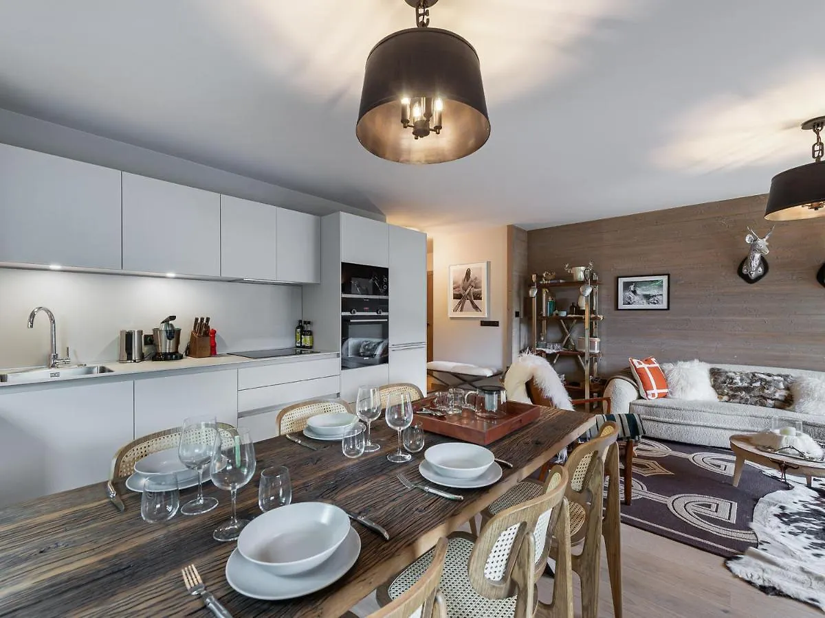 Charmant Appartement A Rochebrune Avec Jardin Pour 6 Personnes - Acces Piscine, Salle De Sport, Sauna - Fr-1-569-24 Megeve